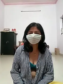 BITEXBABYlove online show from November 2025 02:10:01 AM