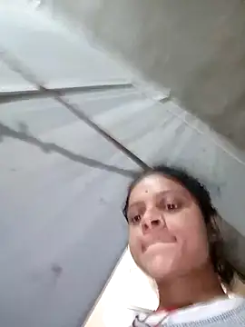 Snapshot of Sonam_dhakad chatting on December 2025 11:34:02 PM Sonam dhakad online show from December 2025 11:34:02 PM