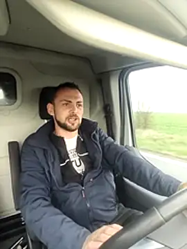 papichulo0099 online show from March 2026 07:01:01 AM