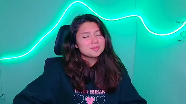 Sandra Curly online show from September 2025 09:15:02 PM