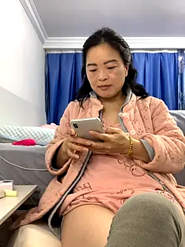 Snapshot of cgooh-611 chatting on November 2025 10:19:01 AM cgooh-611 online show from November 2025 10:19:01 AM