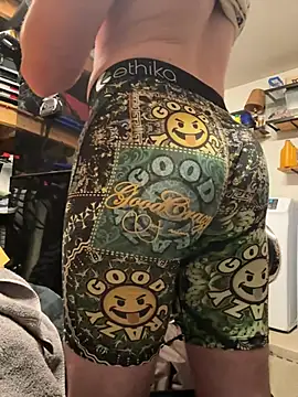 daddysterling online show from June 2026 07:11:01 AM