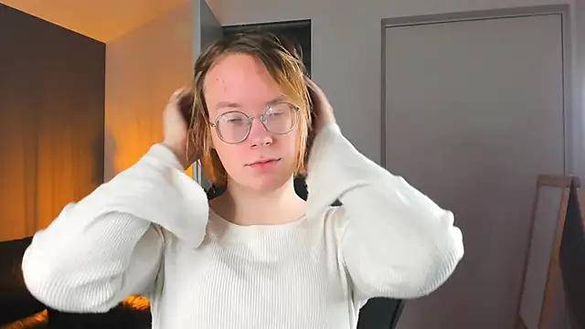 Amanda Butlerr online show from October 2025 10:35:02 AM