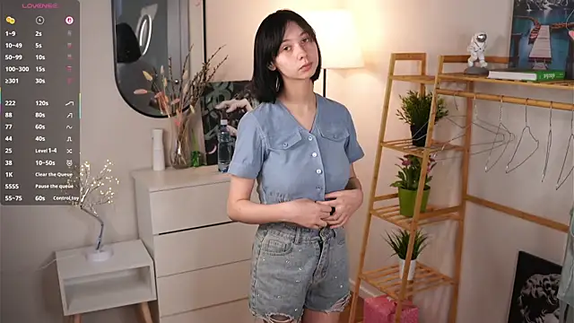 SuzanneHowse online show from October 2025 07:00:02 AM