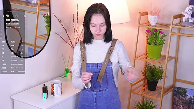 SuzanneHowse online show from February 2026 03:12:02 AM