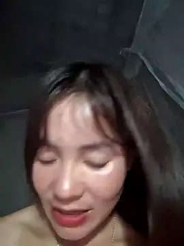 TinTim02 online show from April 2026 11:33:01 AM