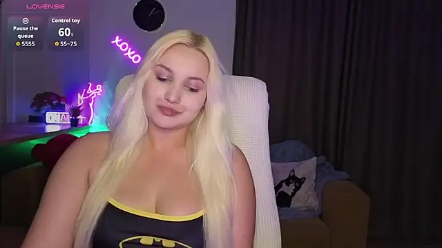Snapshot of adrelaxina chatting on June 2026 06:10:01 PM adrelaxina online show from June 2026 06:10:01 PM