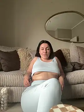 AlyssaAngell online show from April 2026 11:26:02 AM