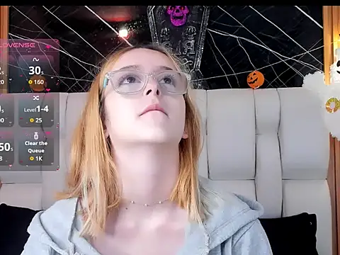 kristal joi dl online show from October 2025 12:18:02 PM