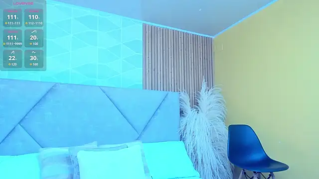 Brunnette Sensation online show from November 2025 06:18:02 PM