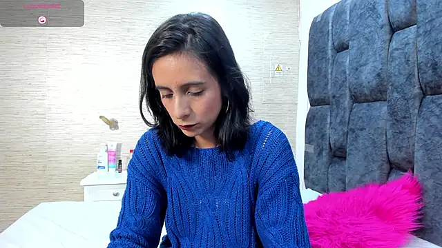 MiaAmore  online show from December 2025 08:49:02 PM