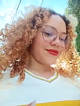 SirenRouge 69 online show from October 2025 08:39:01 PM