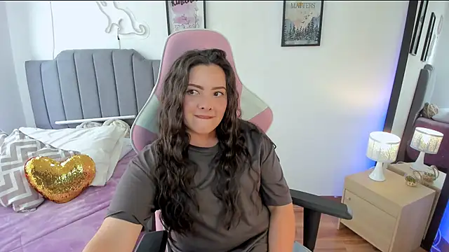 amaia monet online show from March 2026 06:25:01 PM