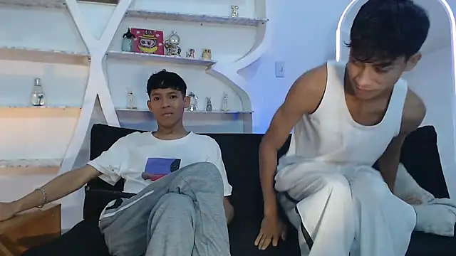 BEAUTY BOYS1 online show from September 2025 07:13:02 AM