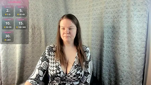 MiaLores online show from February 2026 09:05:02 AM