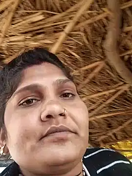 Snapshot of Rakhi_j chatting on February 2026 08:30:01 AM Rakhi j online show from February 2026 08:30:01 AM