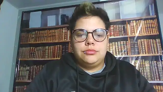 Hailey Curvy online show from November 2025 11:10:02 AM