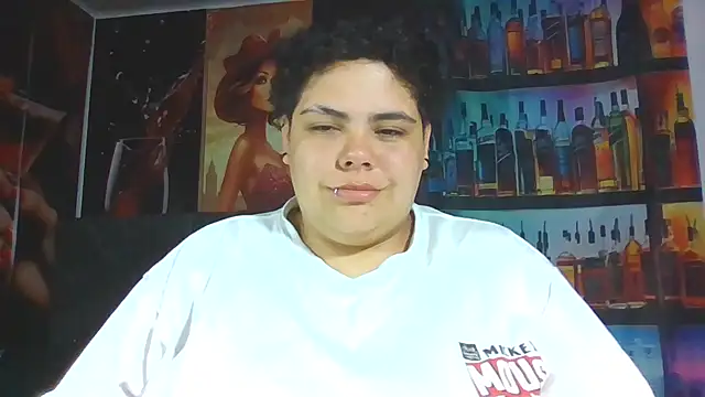 Snapshot of Hailey_Curvy chatting on June 2026 04:03:01 AM Hailey Curvy online show from June 2026 04:03:01 AM