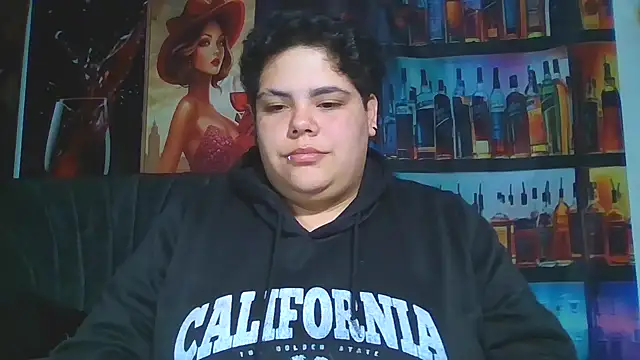 Snapshot of Hailey_Curvy chatting on June 2026 08:47:02 AM Hailey Curvy online show from June 2026 08:47:02 AM