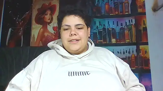 Snapshot of Hailey_Curvy chatting on June 2026 03:11:02 AM Hailey Curvy online show from June 2026 03:11:02 AM