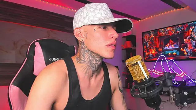 Snapshot of conor_2004 chatting on December 2025 03:23:01 AM conor 2004 online show from December 2025 03:23:01 AM