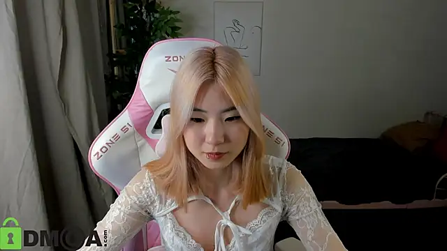 Aisi 18 online show from October 2025 06:46:01 AM