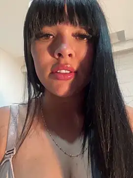 Snapshot of BrendaCrean chatting on February 2025 11:48:02 PM BrendaCrean online show from February 2025 11:48:02 PM