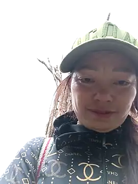  Helala  online show from November 2025 05:05:01 AM