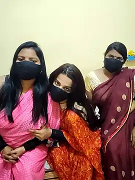 Hot modal online show from October 2025 05:37:02 PM