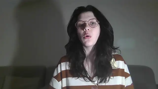 LaVostraDorothy online show from September 2025 07:18:02 PM