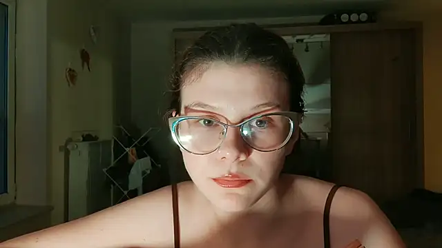 LaVostraDorothy online show from June 2026 07:25:01 PM