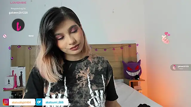 Akatsumi  online show from October 2025 10:21:02 PM