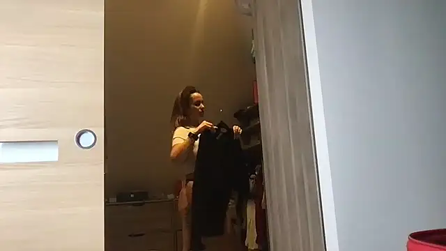 AmyStone   online show from December 2025 05:32:01 PM