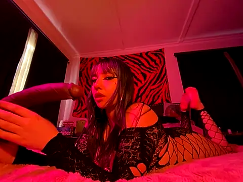 Snapshot of GoddessJemma chatting on September 2025 09:14:01 PM GoddessJemma online show from September 2025 09:14:01 PM