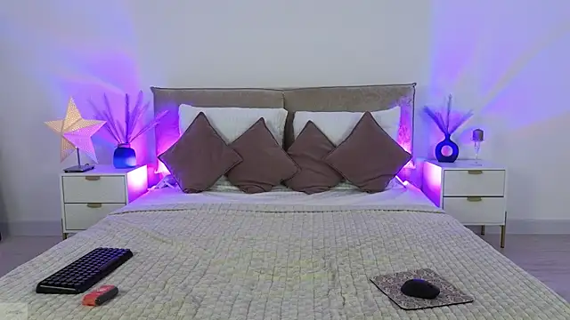 Jules night online show from November 2025 09:57:01 PM