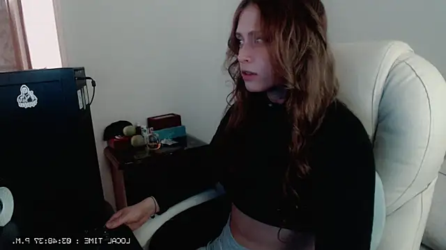 Flor3citarockera online show from December 2025 08:47:01 PM