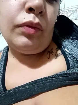 Pomelit00 online show from March 2026 04:31:01 AM