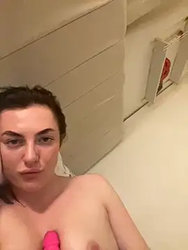 Snapshot of Bethbooxo chatting on September 2025 08:53:02 PM Bethbooxo online show from September 2025 08:53:02 PM