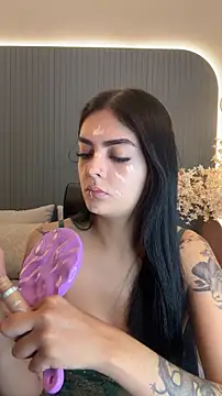 AliceRitter online show from December 2025 05:20:01 PM