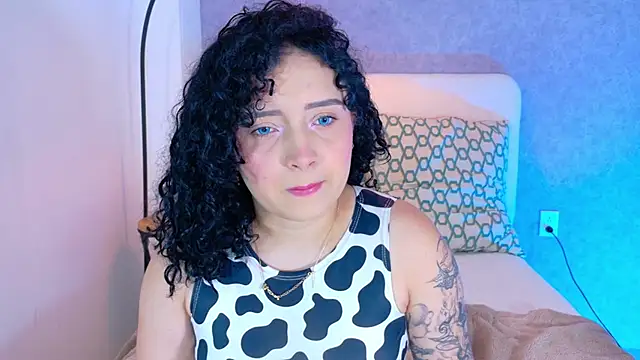 Tracielowe w online show from October 2025 03:29:02 AM