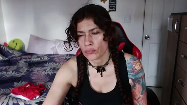 fenix colette online show from September 2025 09:26:01 PM