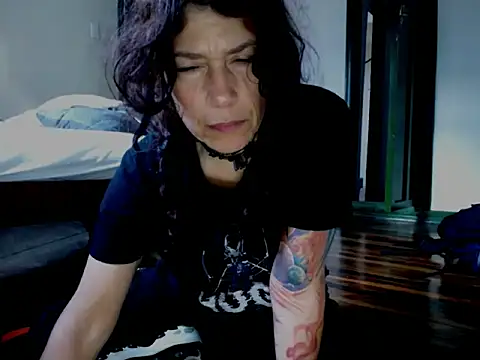 Snapshot of fenix_colette chatting on April 2026 11:45:02 AM fenix colette online show from April 2026 11:45:02 AM