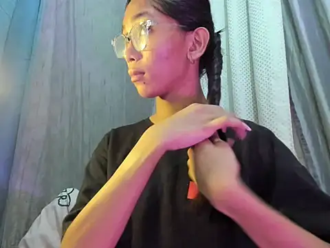 Aiko shemalexxx online show from September 2025 10:18:02 AM