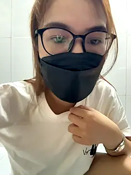 Zyzy009 online show from October 2025 02:48:01 PM