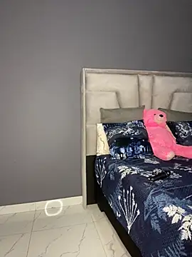 Ebony Warlock  online show from November 2025 06:23:01 AM