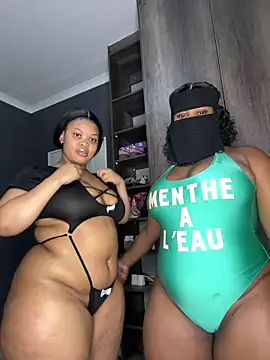 Ebony Warlock  online show from February 2026 08:26:01 PM