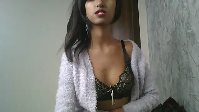 Snapshot of lily_9900 chatting on November 2025 07:28:01 PM lily 9900 online show from November 2025 07:28:01 PM