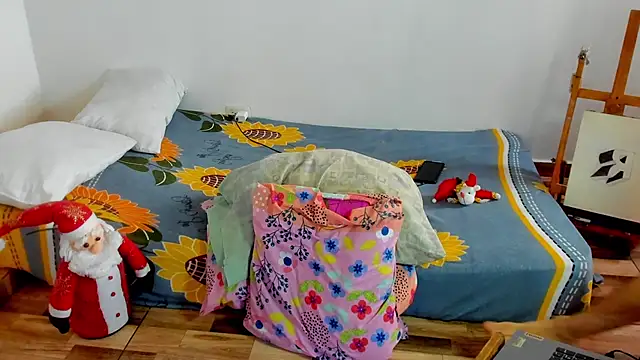 AliottTwink online show from December 2025 10:03:01 PM