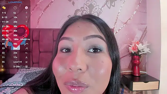 luna maisonn online show from September 2025 07:36:01 PM