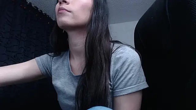 scarlett vonrose online show from November 2025 07:03:01 PM